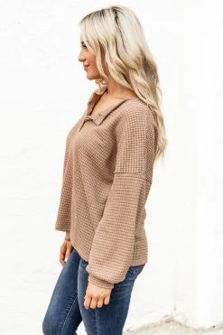 Deals 👏 Pink Lily Headed South Tan Waffle Knit Pullover FINAL SALE ✨ -lounge-tops shop 175546 headedsouthtan 168720 willadark 183180 kimberlytoffee 7 650x