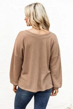 Deals 👏 Pink Lily Headed South Tan Waffle Knit Pullover FINAL SALE ✨ -lounge-tops shop 175546 headedsouthtan 168720 willadark 183180 kimberlytoffee 8 650x
