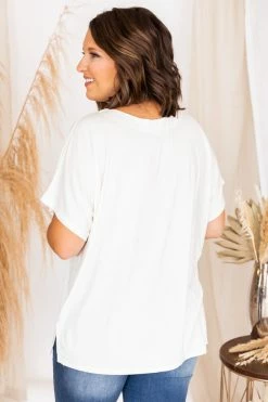 Best deal 🔔 Pink Lily Everyday Classic V-Neck Basic Tee FINAL SALE 🔥 -lounge-tops shop 179346 1 650x