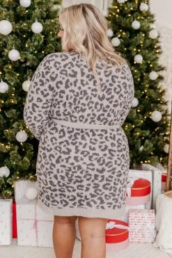 Best reviews of 🤩 Pink Lily Making Snow Angels Grey Small Leopard Print Robe 🔥 -lounge-tops shop 186046 16 650x