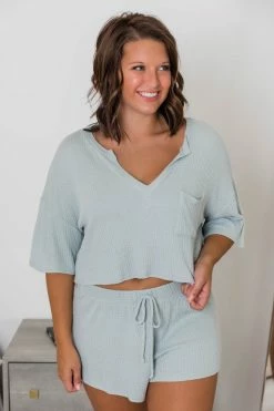 Promo 🛒 Pink Lily Bubbly Personality Sage Blouse FINAL SALE ✨ -lounge-tops shop BubblyPersonalitySageBlouse 2 650x